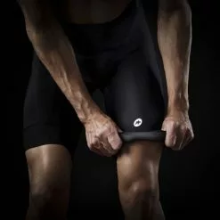 Assos MILLE GTS Spring Fall Bib Shorts -Gore Wear Butik Assos MILLE GTS Spring Fall Bib Shorts Bib Shorts Black Series AW22 11 10 245 18 S 5