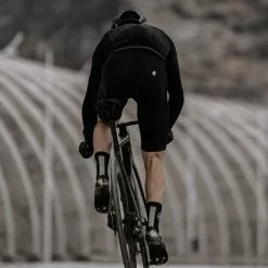 Assos MILLE GTS Spring Fall Bib Shorts -Gore Wear Butik Assos MILLE GTS Spring Fall Bib Shorts Bib Shorts Black Series AW22 11 10 245 18 S 7