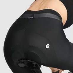 Assos Women's UMA GT Summer Half Tights C2 -Gore Wear Butik Assos Women s UMA GT Summer Half Tights C2 Bib Tights Black Series SS23 12 14 256 18 XS 4