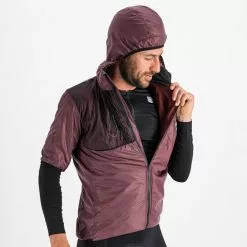 Sportful Supergiara Puffy Short Sleeve Jacket 13 Sportful Supergiara Puffy Short Sleeve Jacket -Gore Wear Butik Sportful Supergiara Puffy Short Sleeve Jacket Jackets Red Wine AW21 S210446052 1